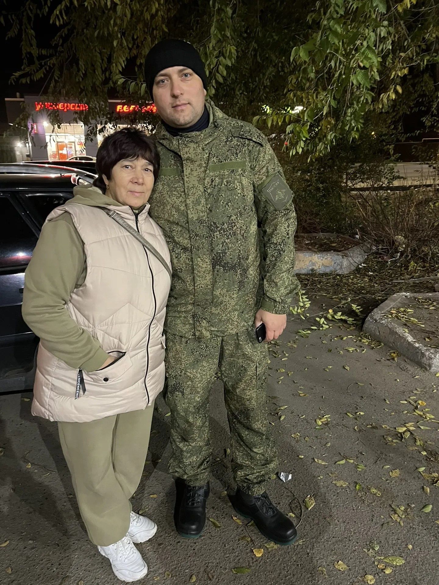 «Чәчәк ата бит, димәк, улым исән», дип тәрәзә төбендәге розага өметләнеп яши