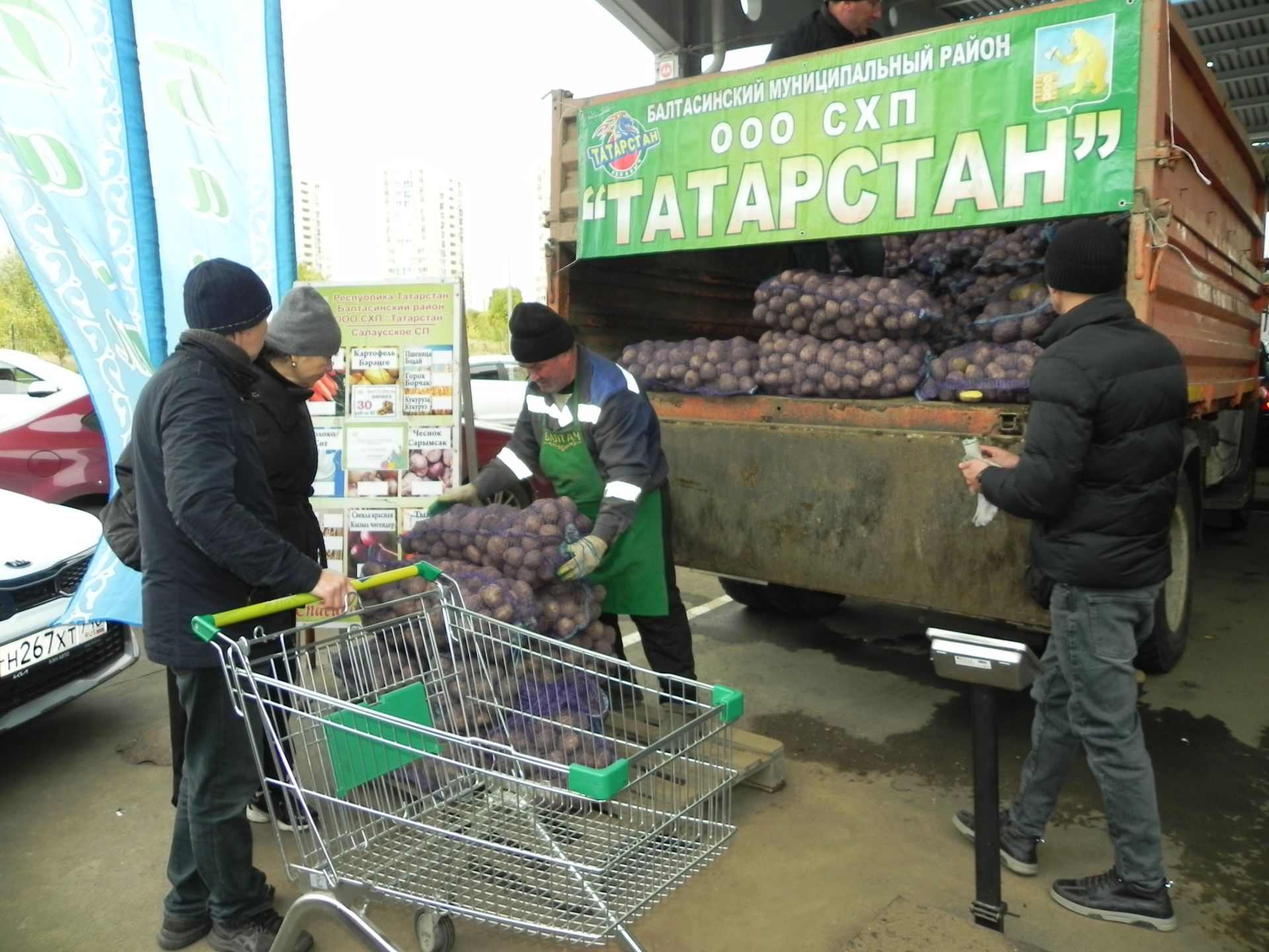 Үрдәкләр хуҗаларыннан китәргә теләми