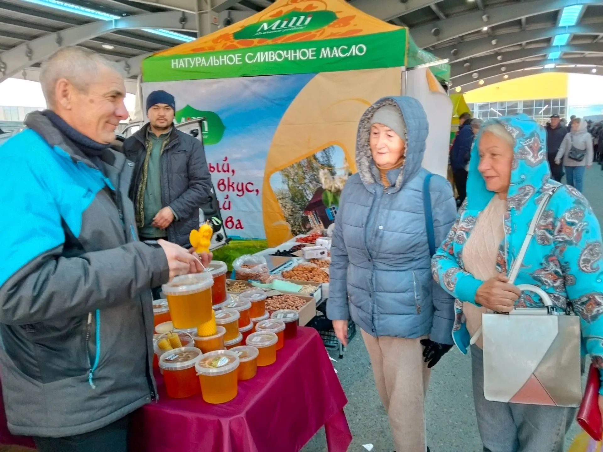 Үрдәкләр хуҗаларыннан китәргә теләми