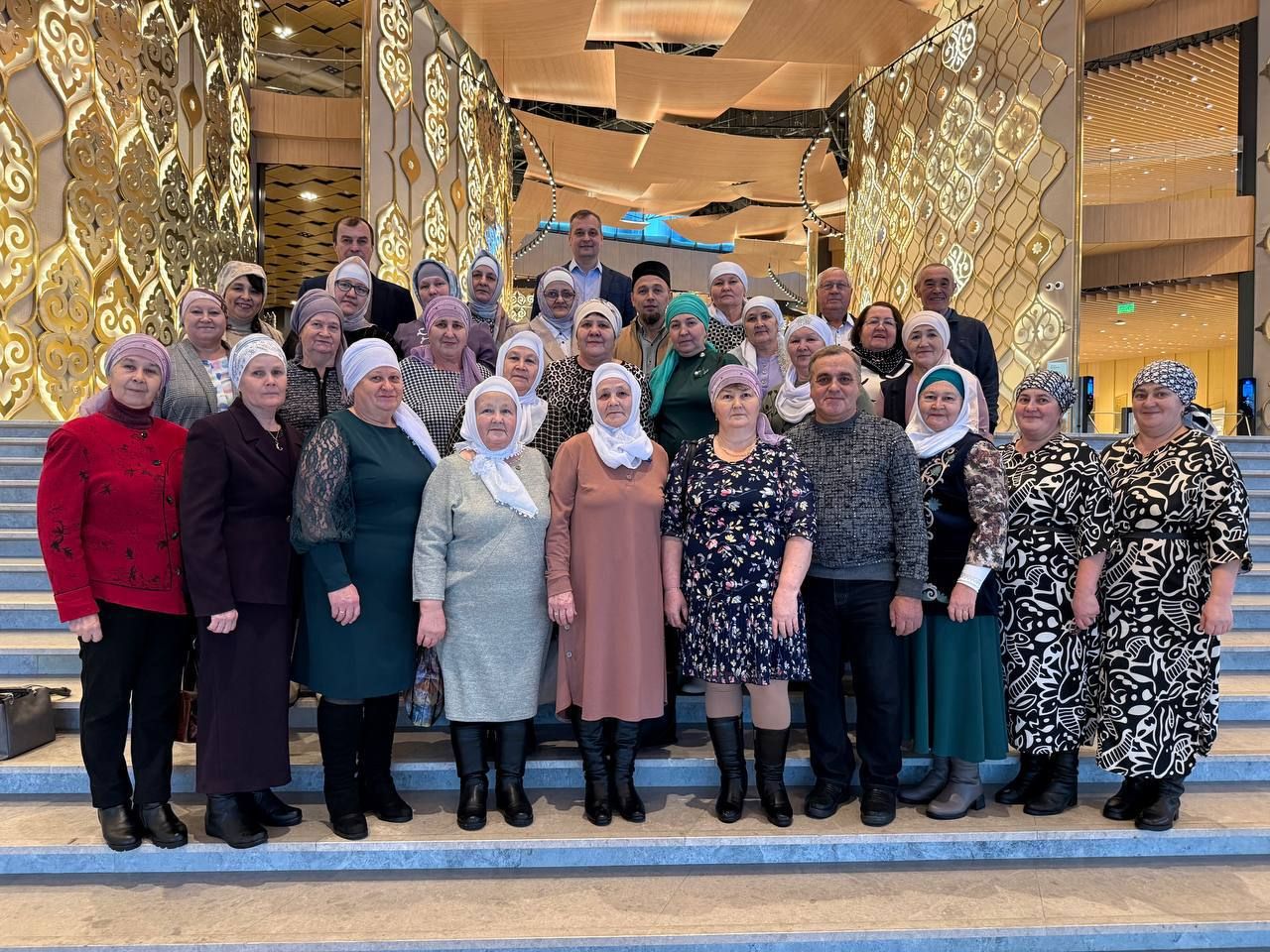 Улын югалткан ана окоп өчен сетка үрә