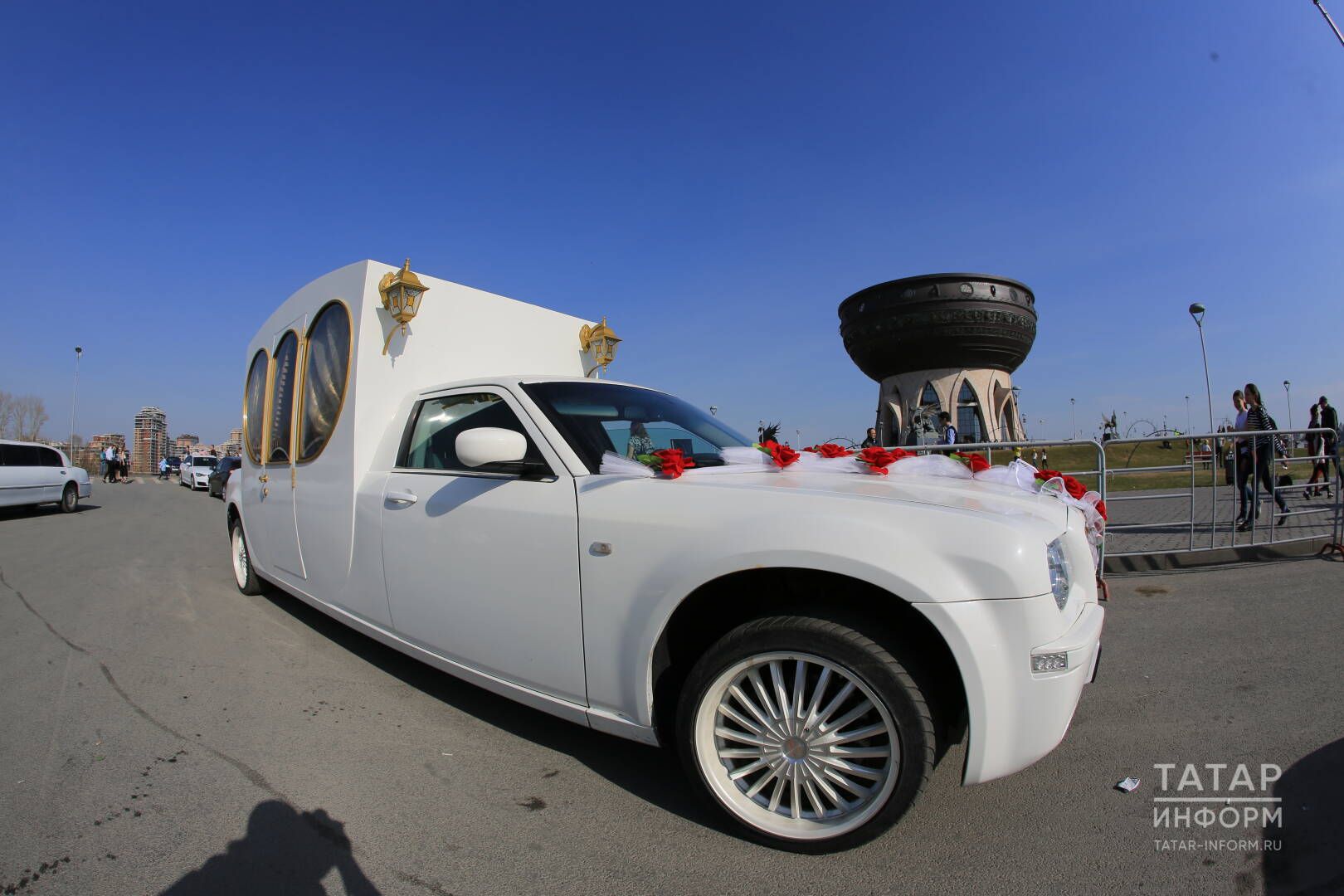 Бәхетле дип көнләштеләр, ә ул кыйналып кайтты