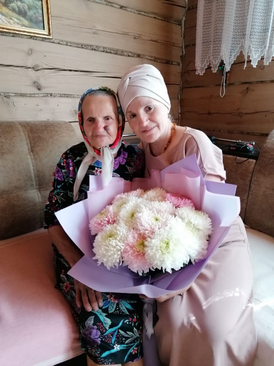 Туй көнендә ак күлмәк урынына ак кәфен…