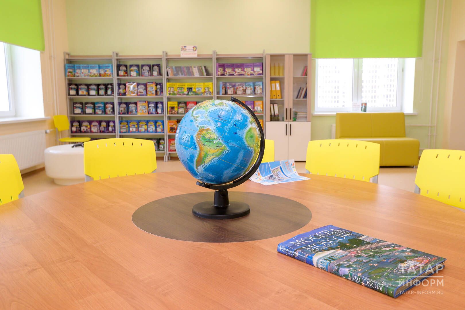 Трамп дөнья сәхнәсендә: режиссёр кем, тамашачы кем?