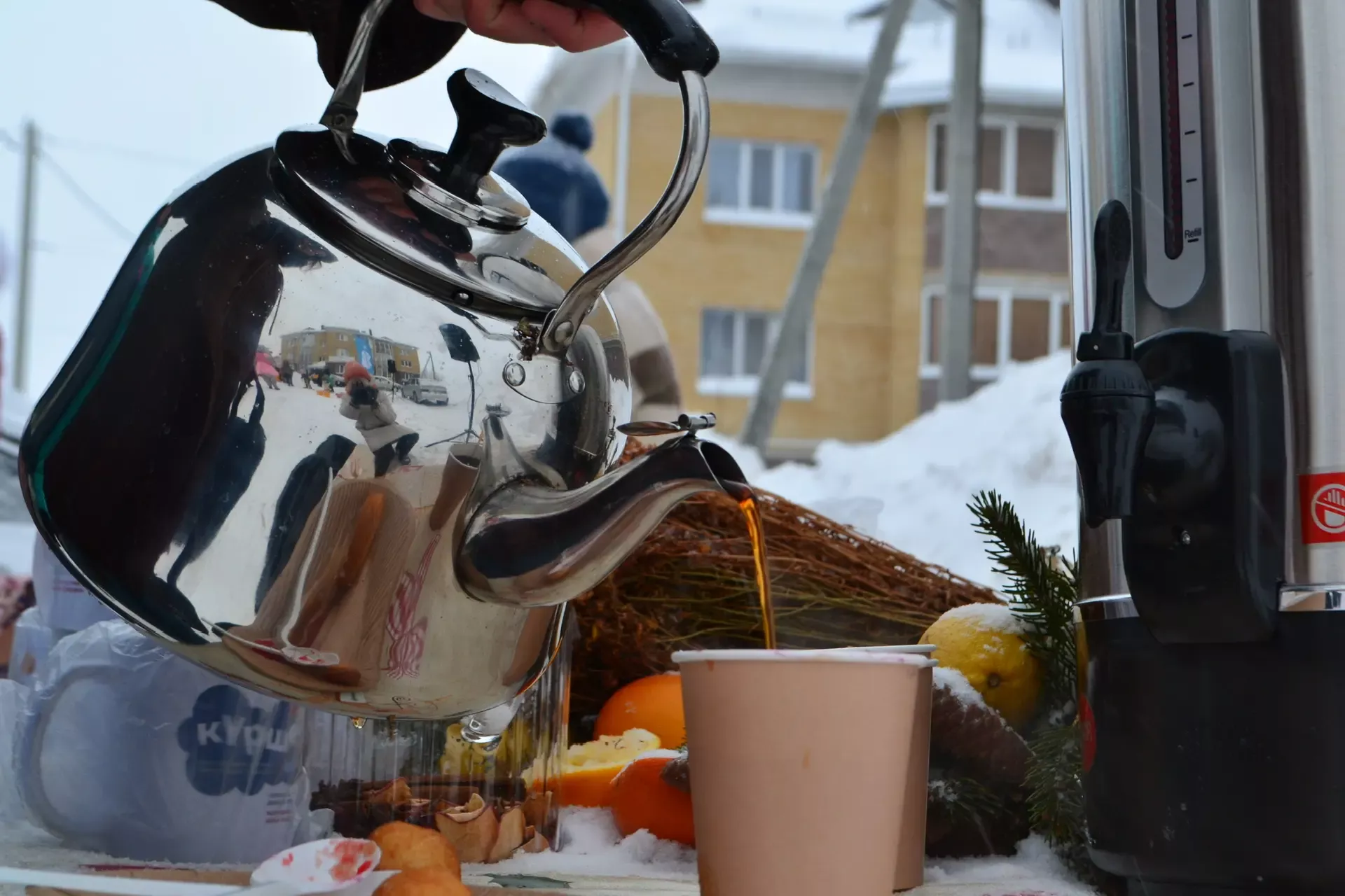 Кар, чәй һәм күршеләр: Апаста кышкы бәйрәм гөрләде