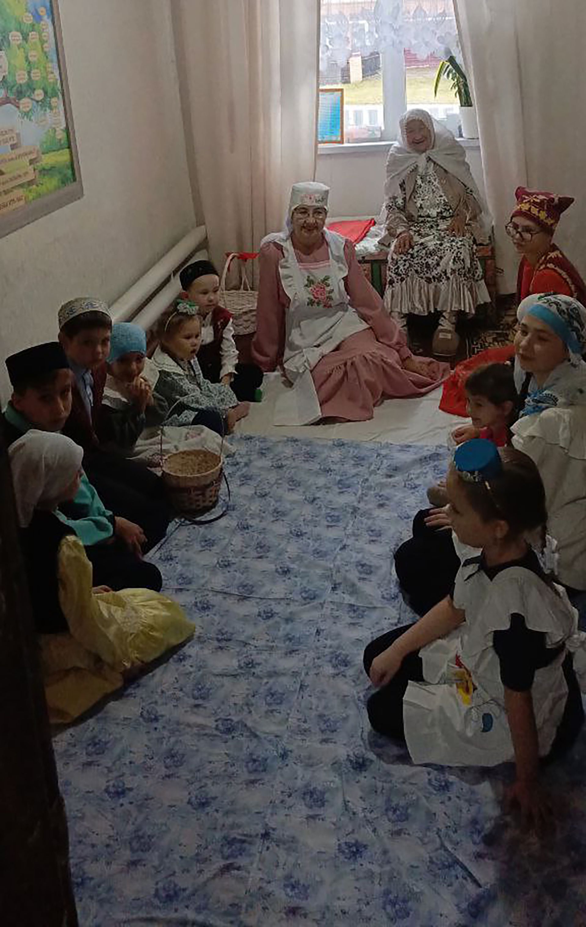 101 яшьлек Асия әби: «Сине уздырып яшим әле!»