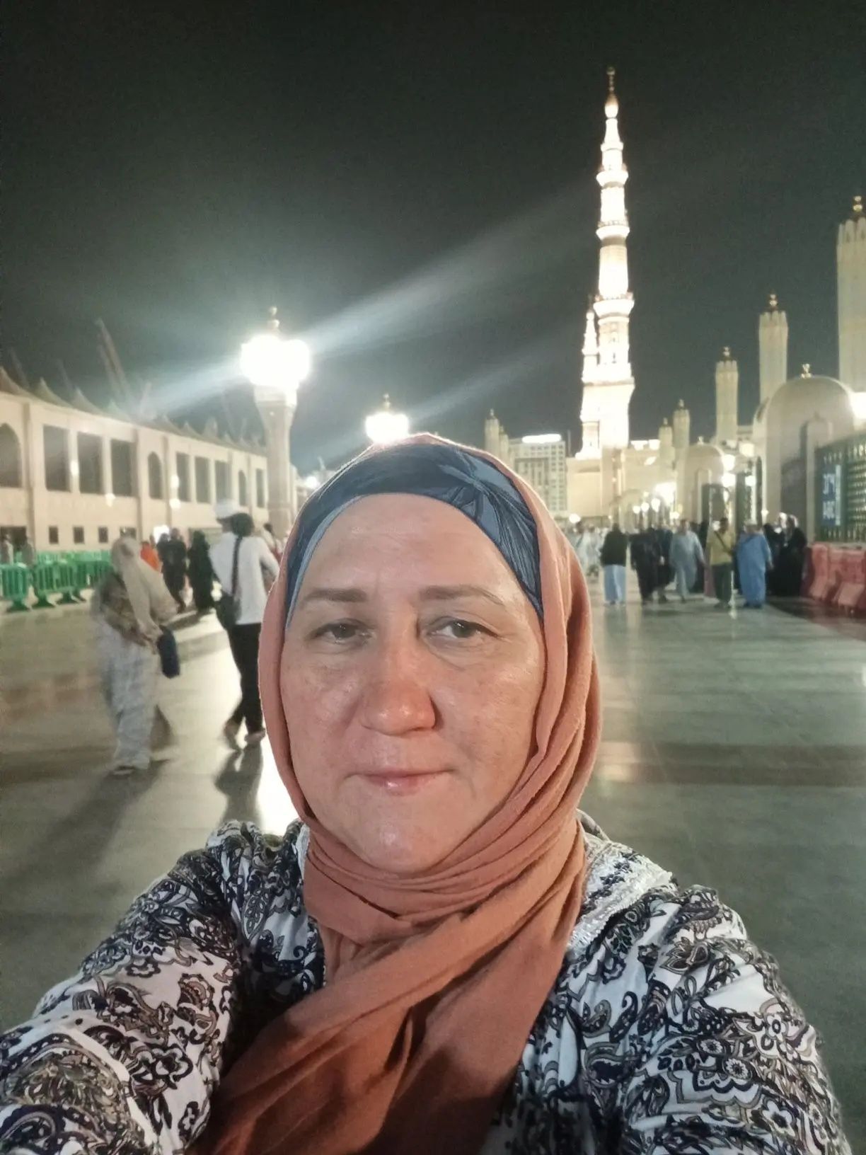 “Безнең хаҗыбыз әле кайткач башлана”: Мәккә-Мәдинә сәфәре турында хатирәләр