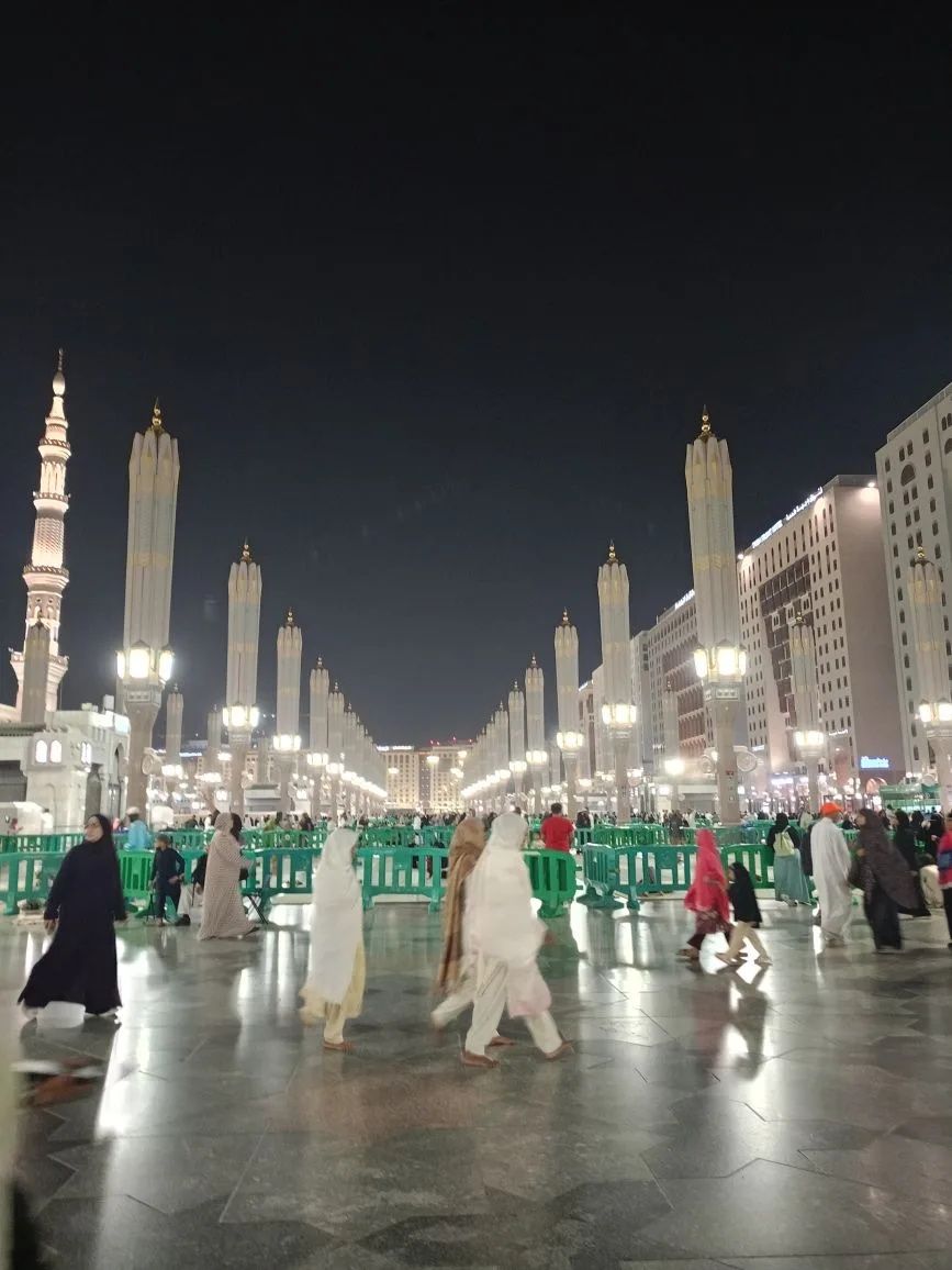 “Безнең хаҗыбыз әле кайткач башлана”: Мәккә-Мәдинә сәфәре турында хатирәләр