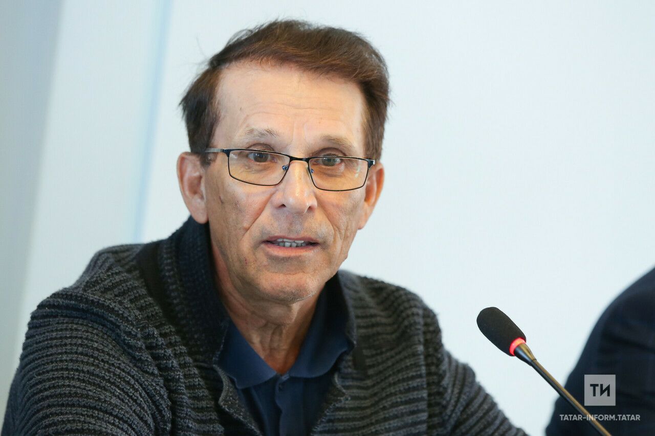 Фердинанд Сәләхов: “Нинди сорап йөрү булсын инде?”