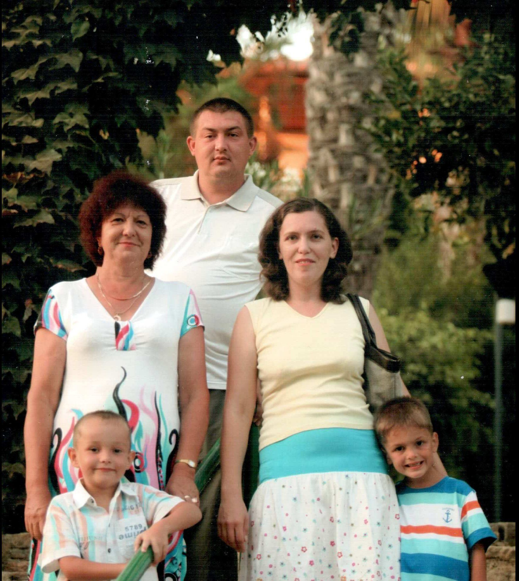 «Ике улым – батырым, кече кызым – матурым»: Рафаэль Сафинны якты хәтирәләр белән искә алалар