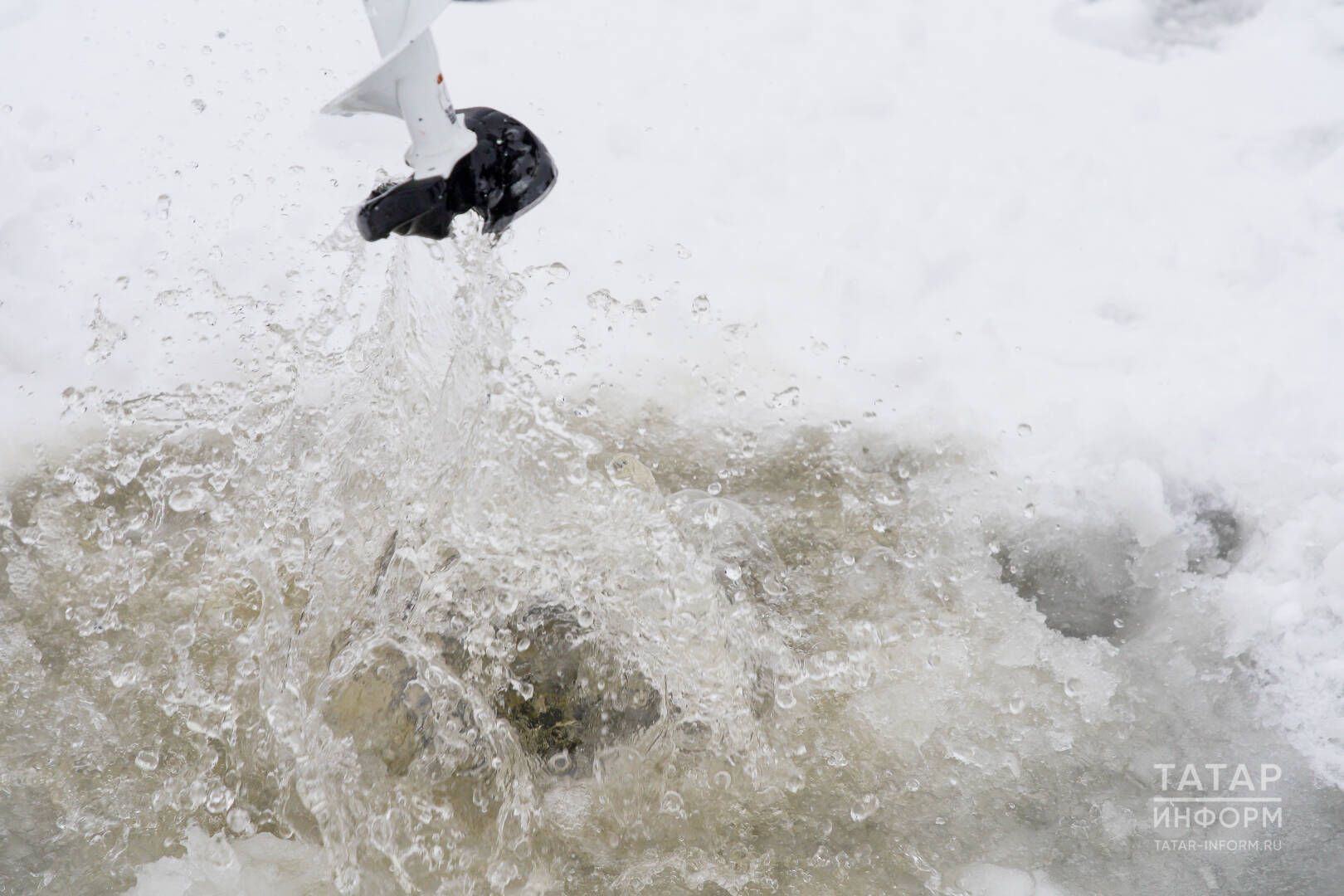 Лаешта 1 кеше боз астына китеп үлде инде