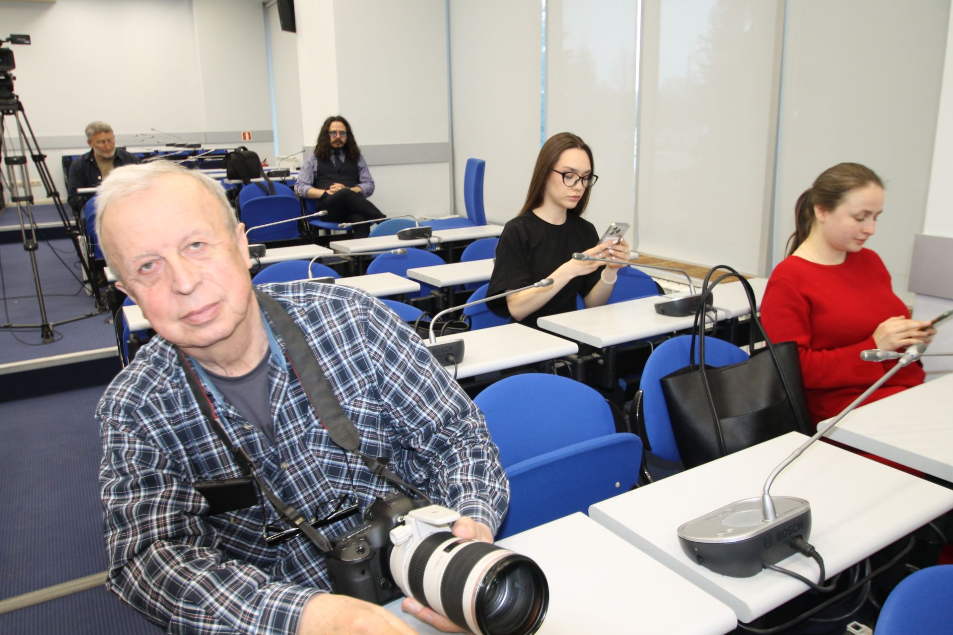 Татарстанлыларга  10 мең эш урыны тәкъдим ителә: күңелгә ятышлысын сайлап алыгыз