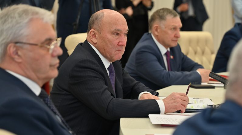 Марат Әхмәтов: «Сөт базарында теләсә нинди бәя тирбәнешләре бик зур йогынты ясый»