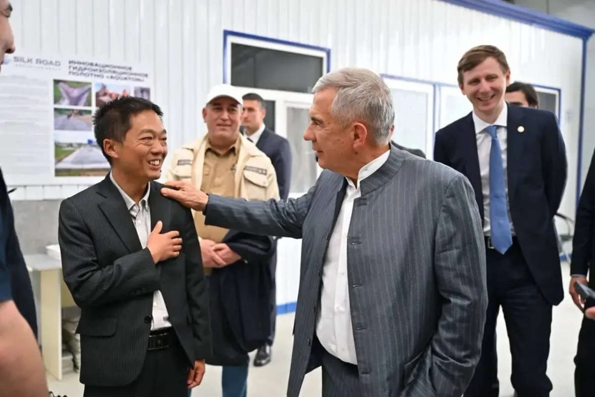 Миңнеханов Бохарада: Татарстан катнашында төзелгән сәнәгать паркы эшли башлады