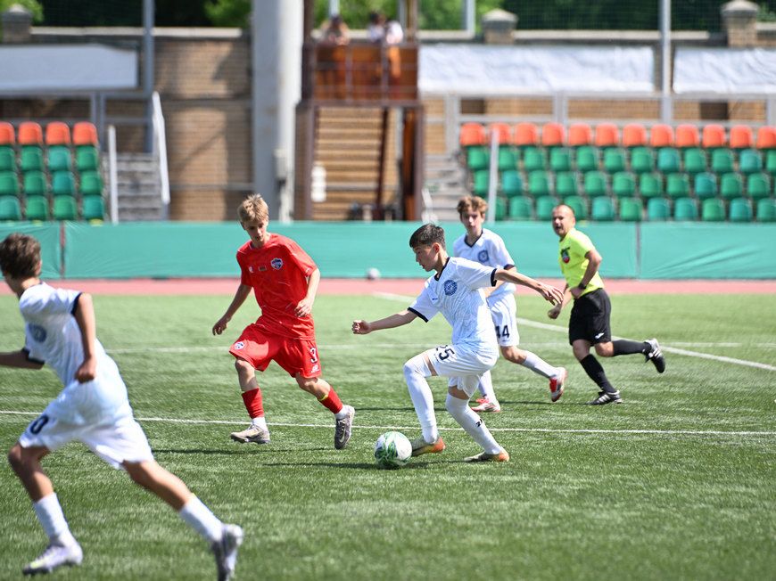 Казан – футбол шәһәре: 110 мәйданчык, меңләгән бала һәм ишегалды рухы