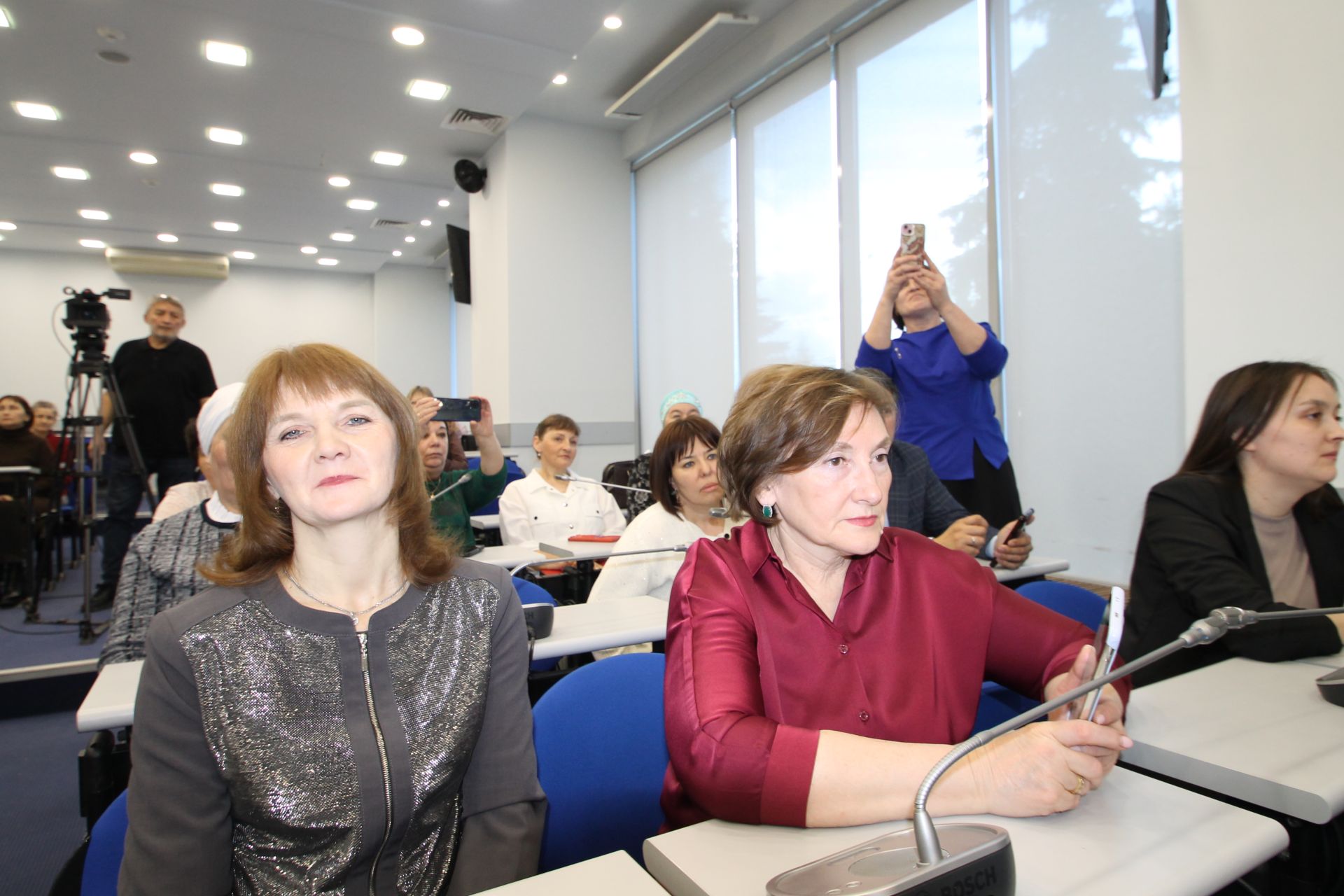 Соңгы газета укучысы һәм соңгы почтальон көннәренә калырга язмасын