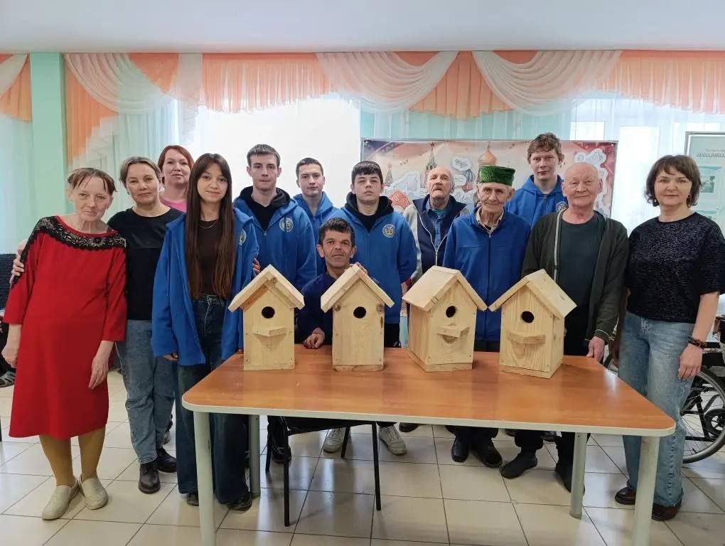 «39 елдан соң — беренче сыерчык оясы»: Мамадышта студентлар һәм интернатта яшәүчеләр бергә иҗат итте