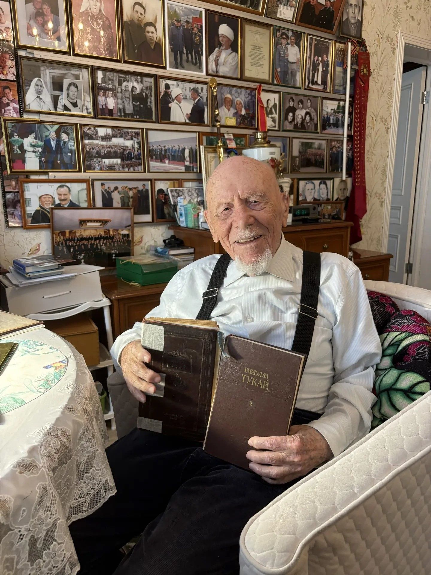 “Бу китап үземнән дә кадерлерәк”