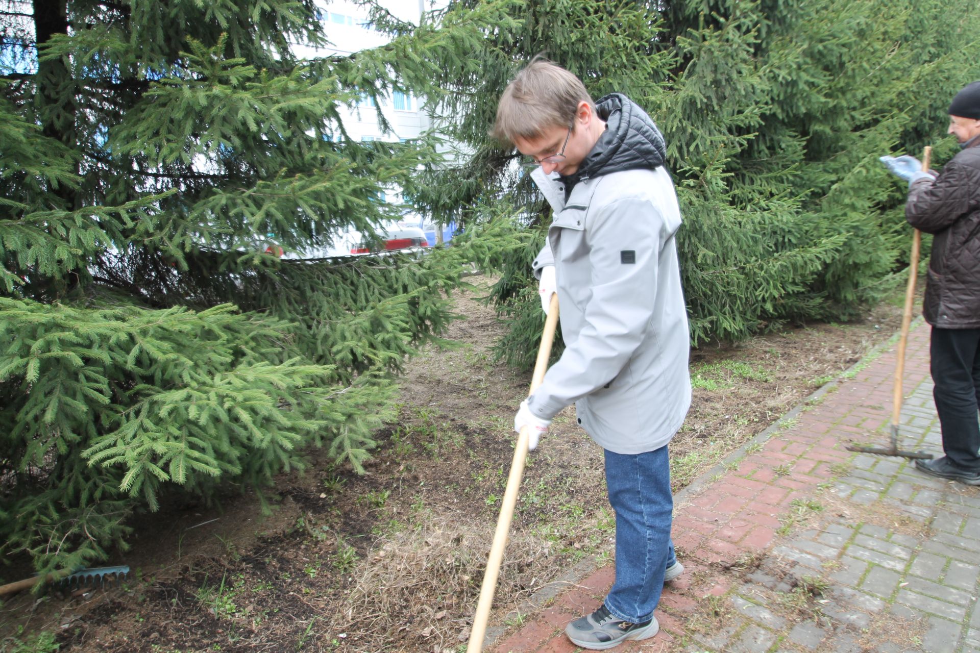 «Өмә дә, коймак та»: «Татмедиа»да журналистларны тәмле сый белән куандырдылар