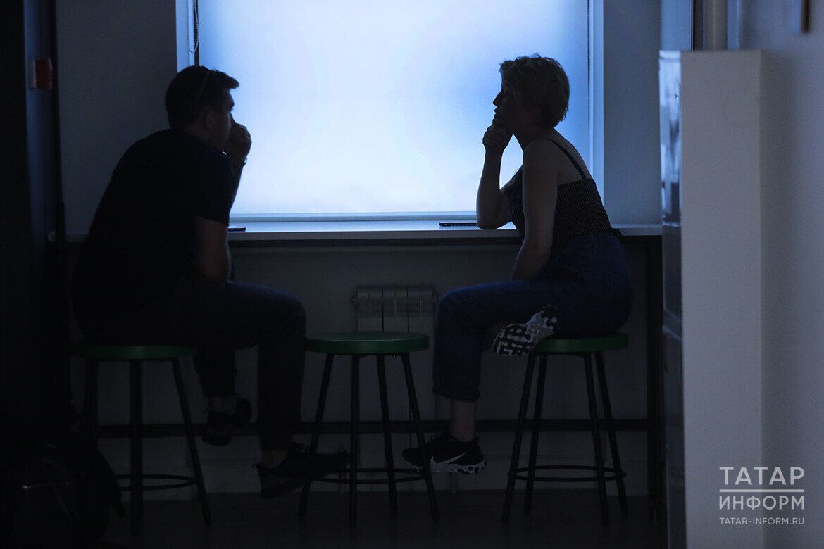 «Әни, син мине морально үтердең. Бәхетемне тереләй җиргә күмдең...»