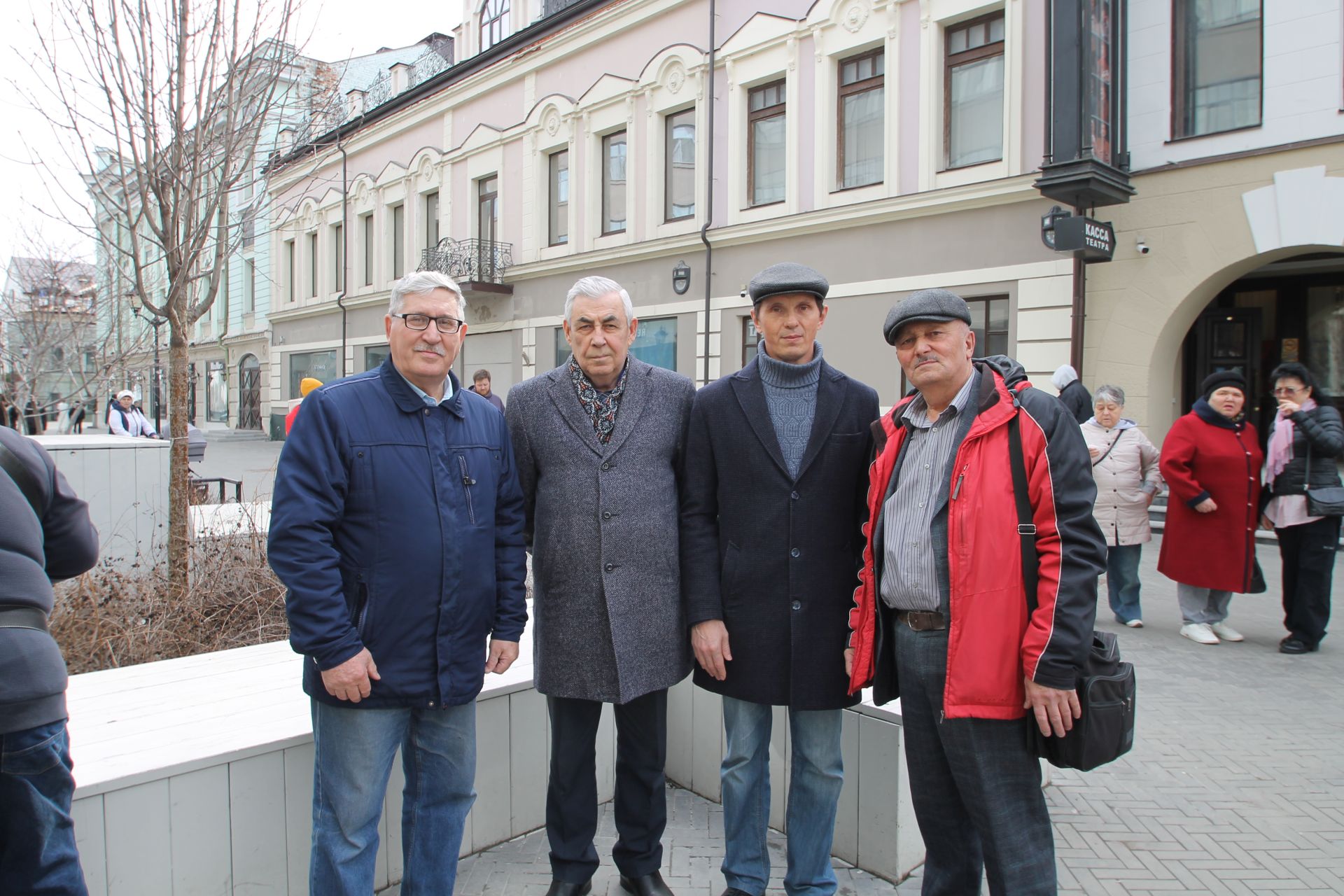 “Халык китап укымый, дигән сүз дөрес түгел”