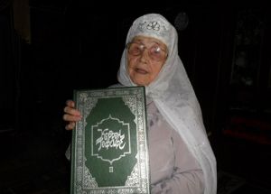 «Абыстай бүләге мине хаҗга илтте»: Рәшидә Исхакый турында истәлек