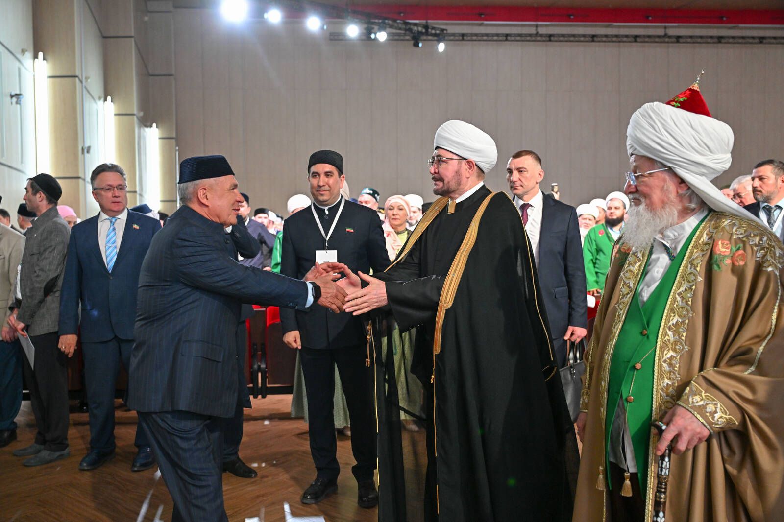 Равил хәзрәт Гайнетдин: «Безнең төп бурыч - үзебезгә алмаш әзерләү»