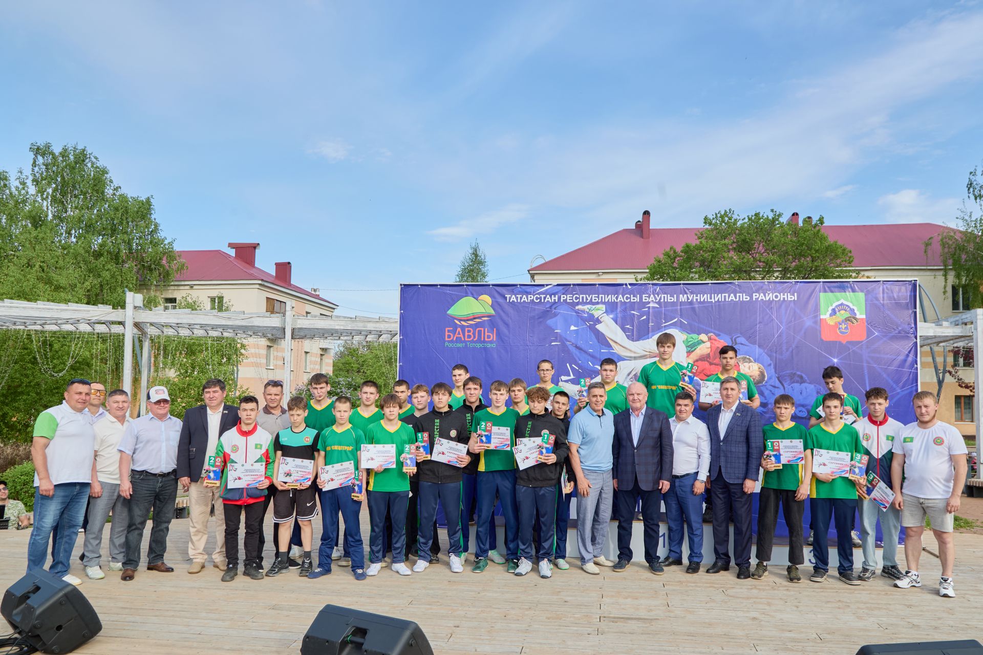 “Бергә тотынганда, һәр районда чемпионнар ясап була”