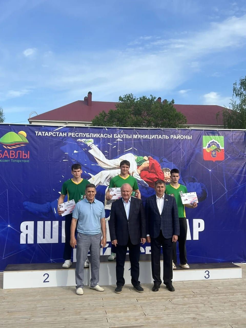 “Бергә тотынганда, һәр районда чемпионнар ясап була”