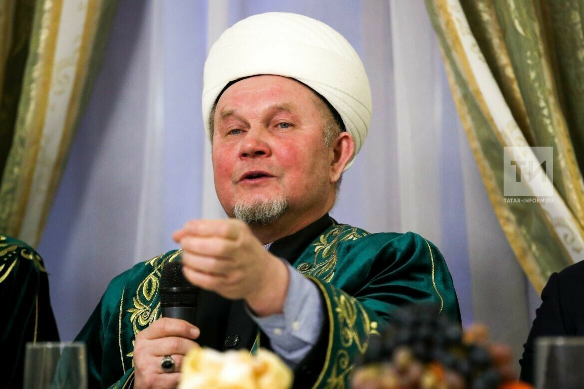Җәлил хәзрәт Фазлыев: «Пәйгамбәрләр дә бил алышкан»