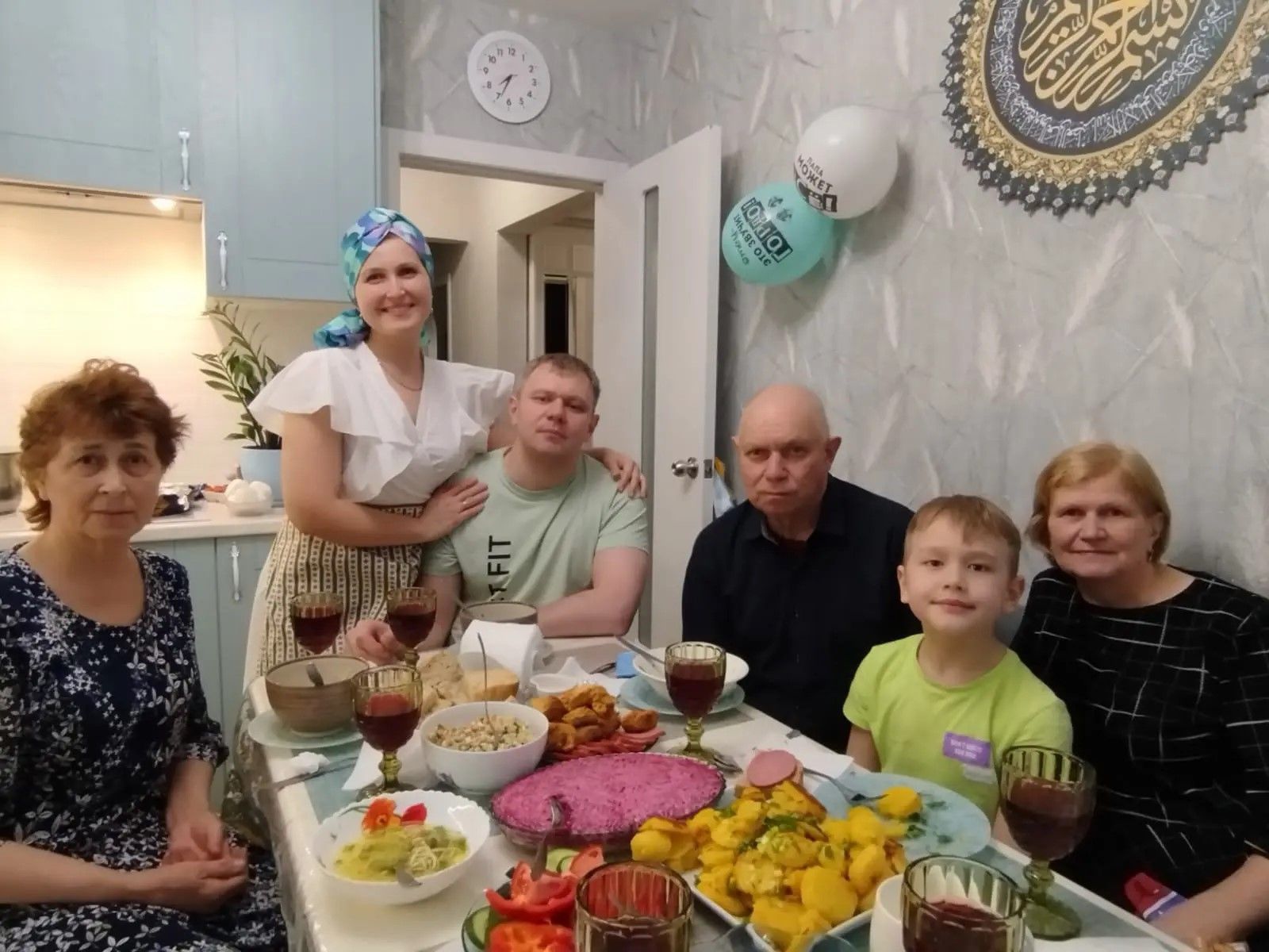 Телне мәҗбүриләп түгел, мәхәббәт белән өйрәтәләр: Шәрәфиевлар гаиләсе тәҗрибәсе