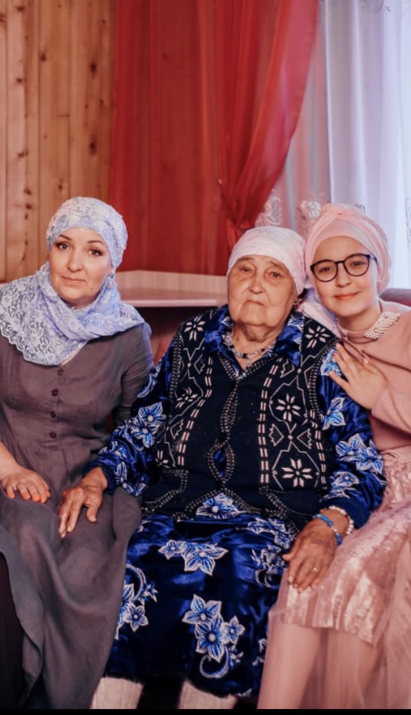 Гөлүсә Шаһбан: “Әни елмаеп китеп барды”