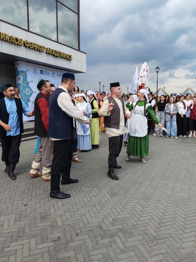 Казанда Сабантуйга бүләк җыйдылар