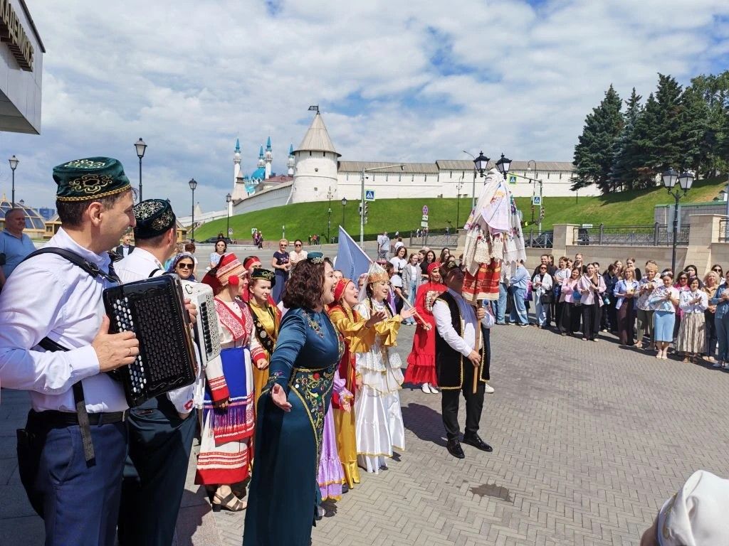 Казанда Сабантуйга бүләк җыйдылар