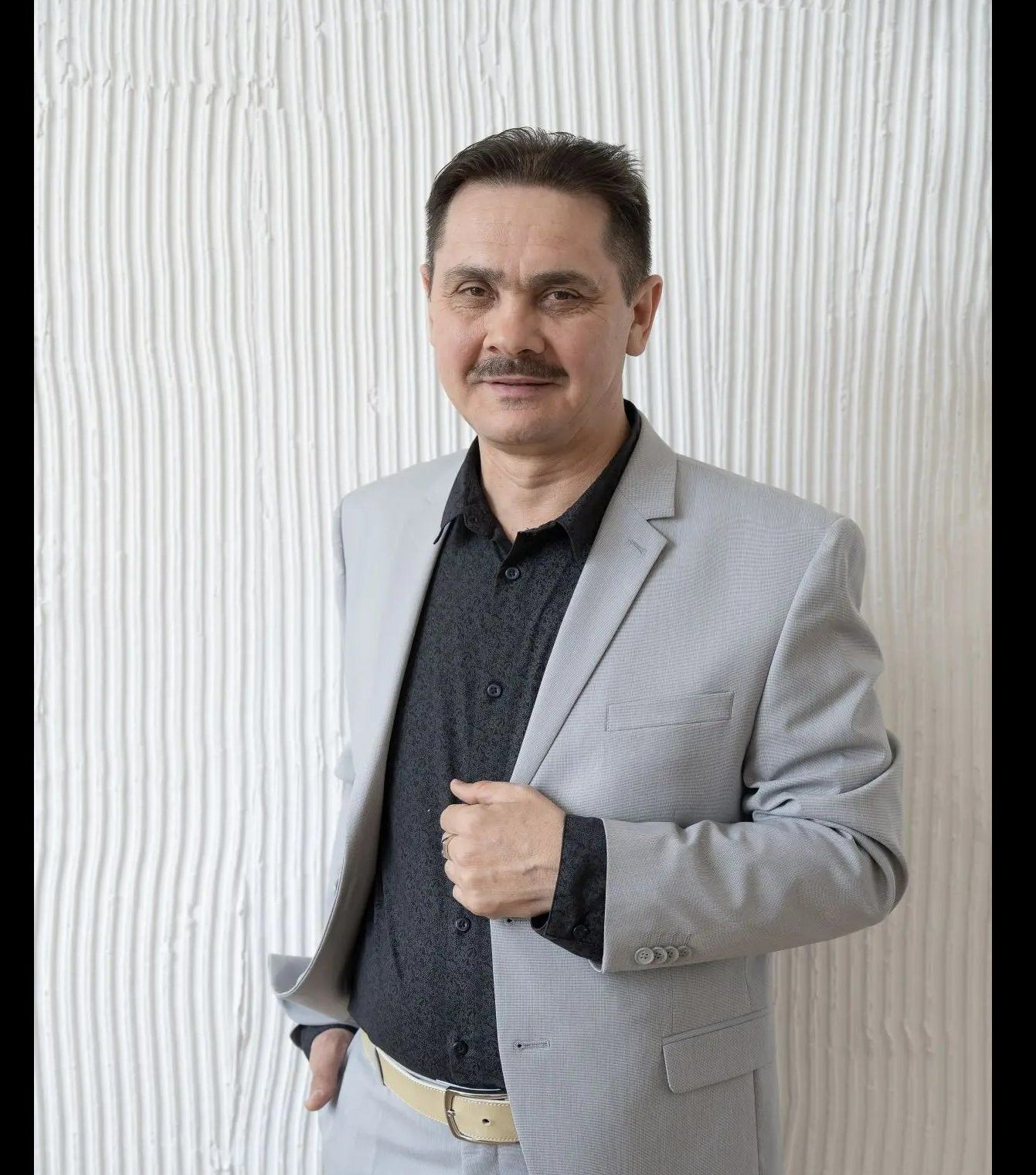 26 ел театрда: “Көлкеле образлар да уйландырырга тиеш”