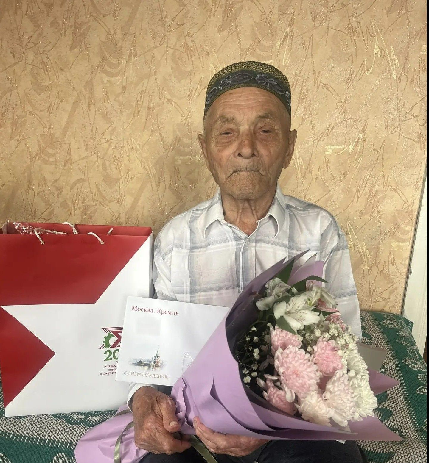 “70 яшенә кадәр бер эш көнен дә калдырмыйча эшләп йөрде”