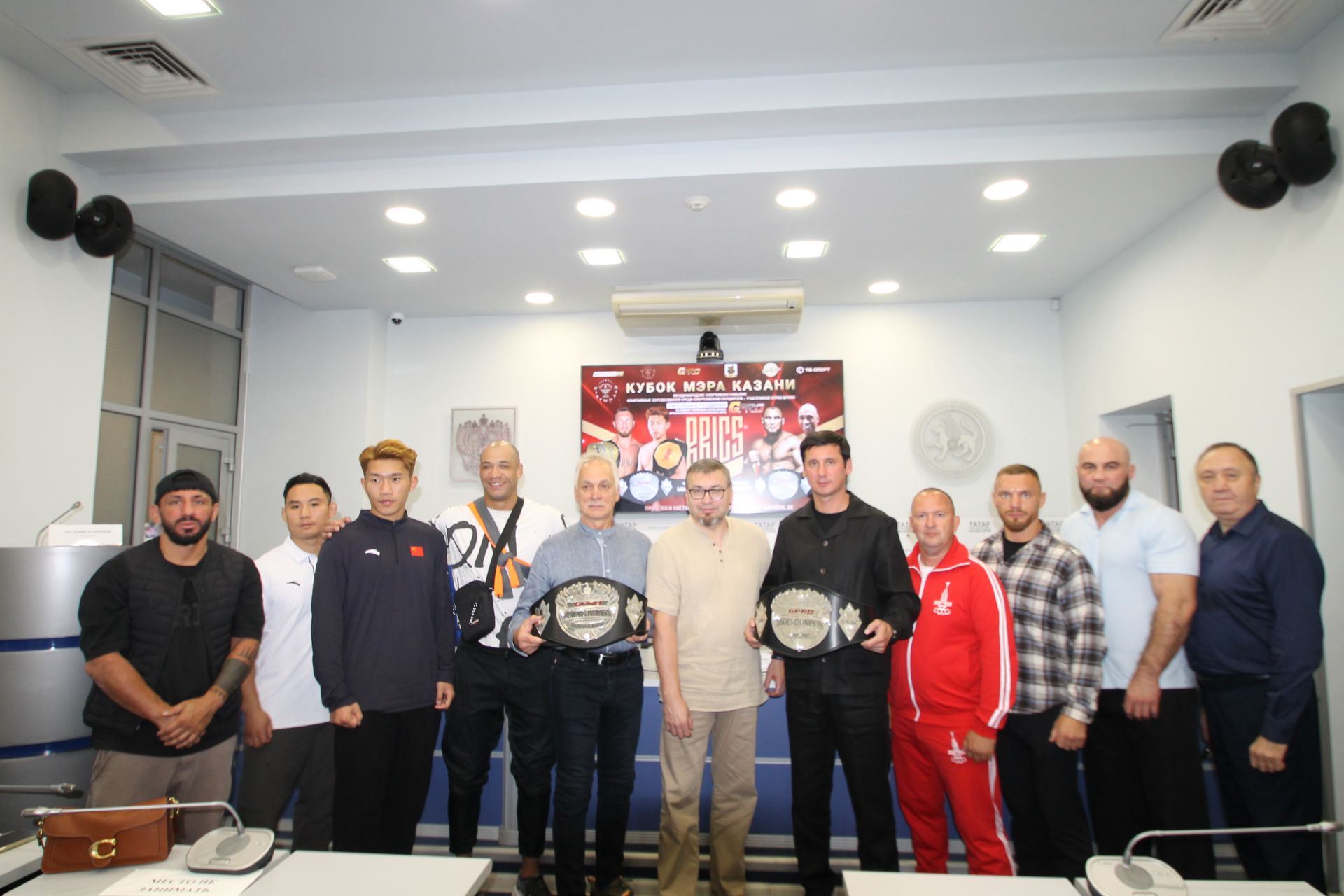 Казан мэры Кубогына кикбоксинг буенча бәйге бара