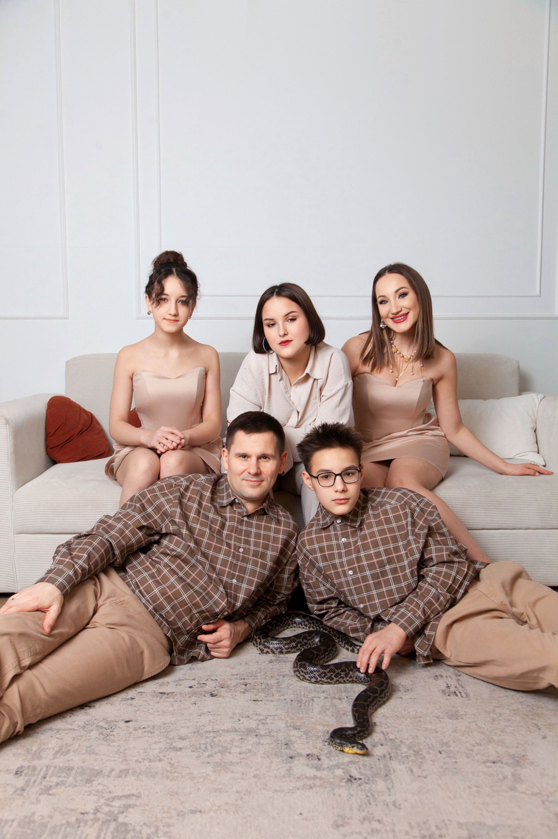 Шоу-бизнес вәкилләре: гаиләдәге традицияләр һәм аралашу серләре