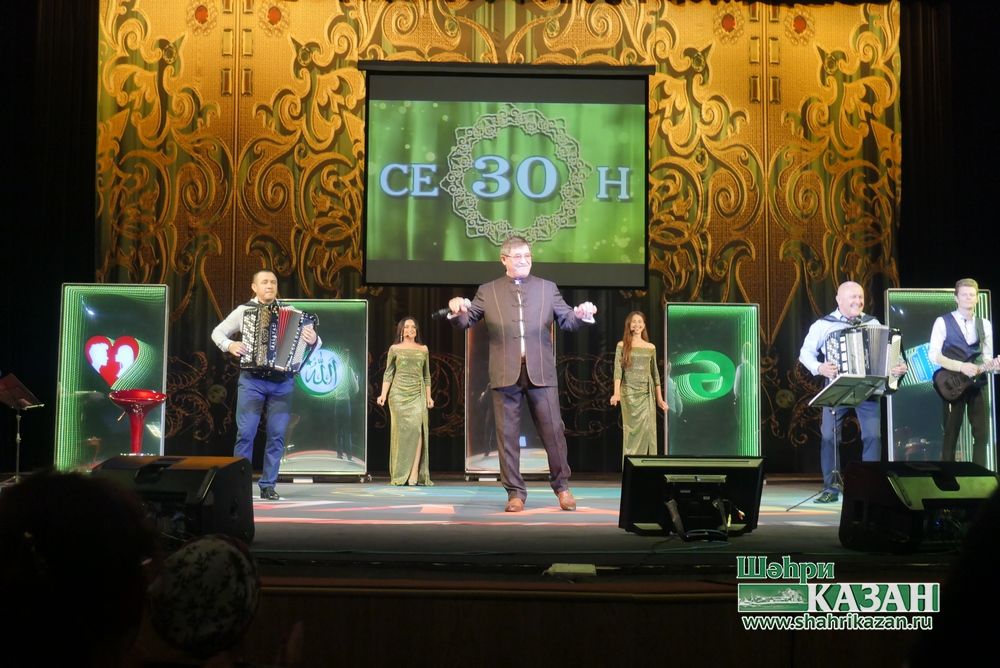 Салаватның 30нчы сезон концертыннан ФОТОРЕПОРТАЖ