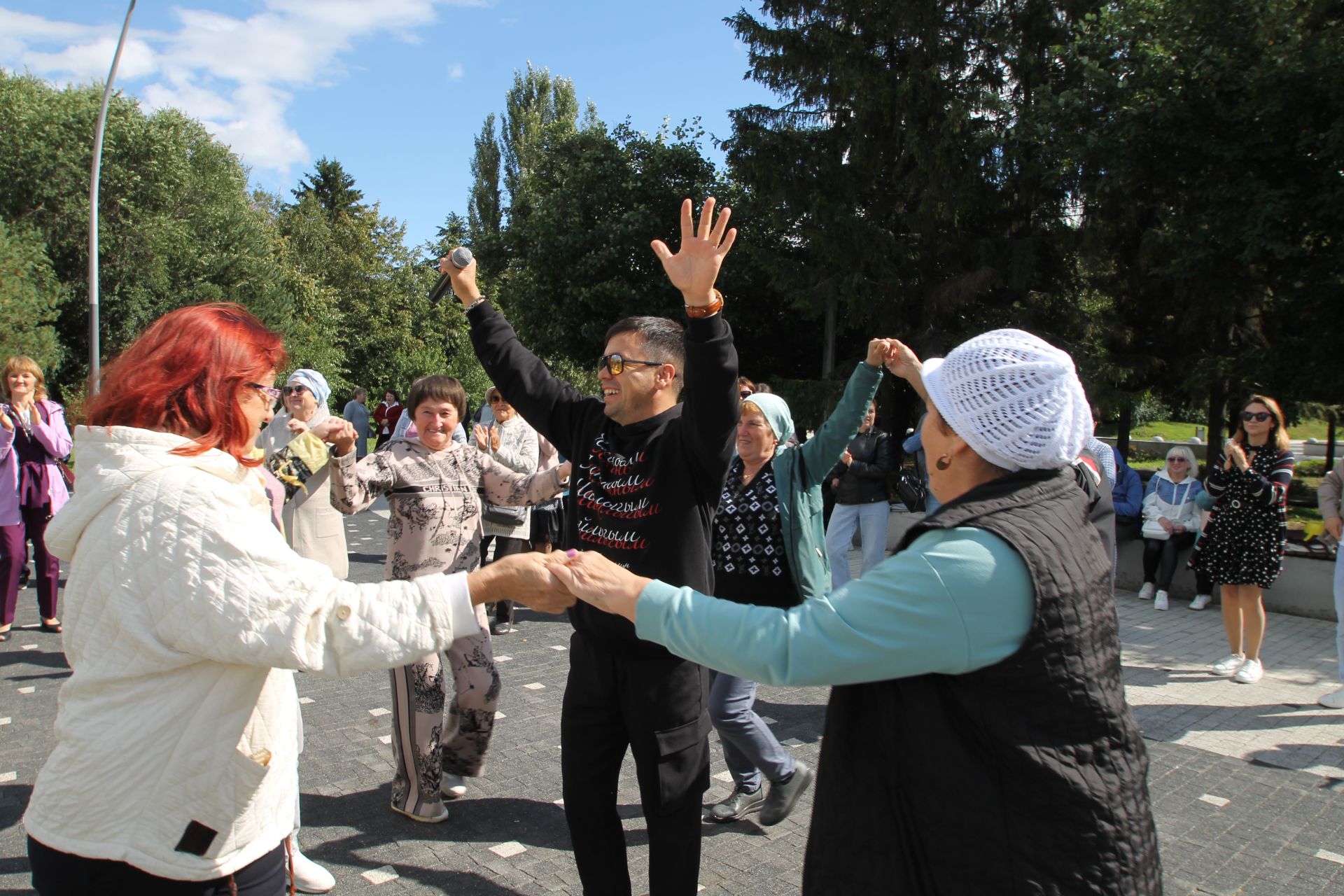 «Шәһри Казан» газетасы почта хезмәткәрләрен кунакка чакырды