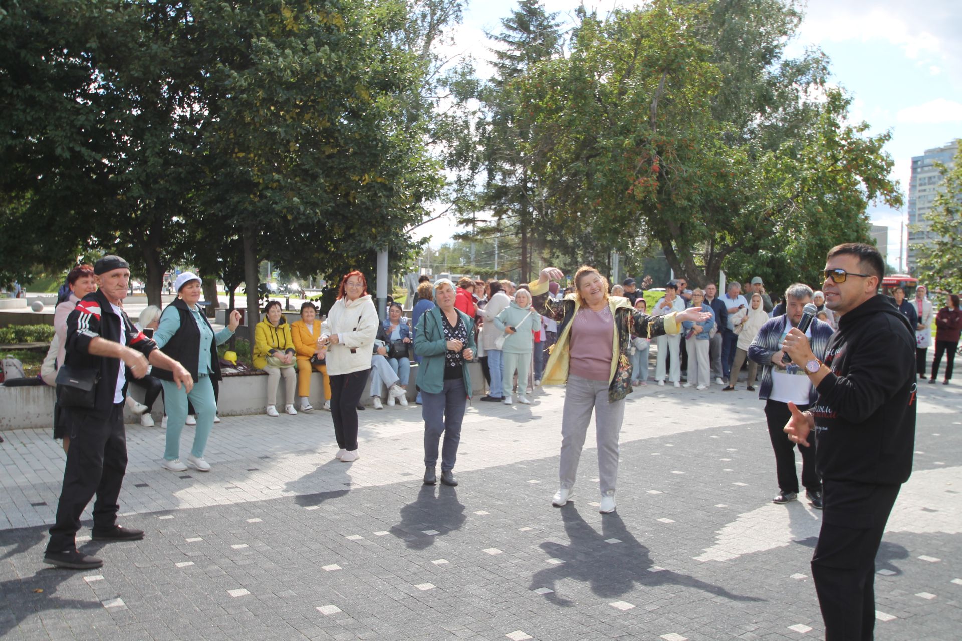 «Шәһри Казан» газетасы почта хезмәткәрләрен кунакка чакырды