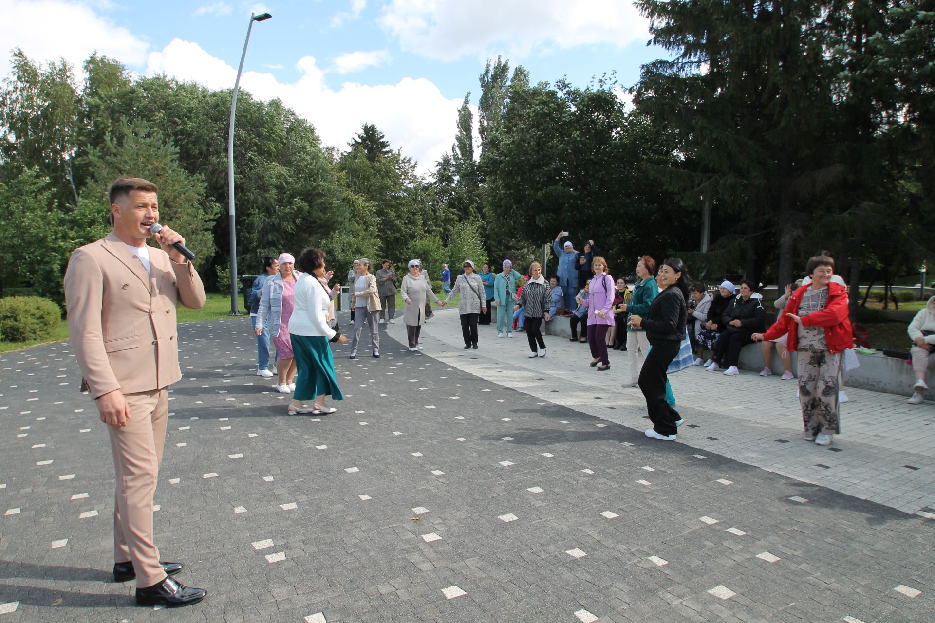 «Шәһри Казан» газетасы почта хезмәткәрләрен кунакка чакырды