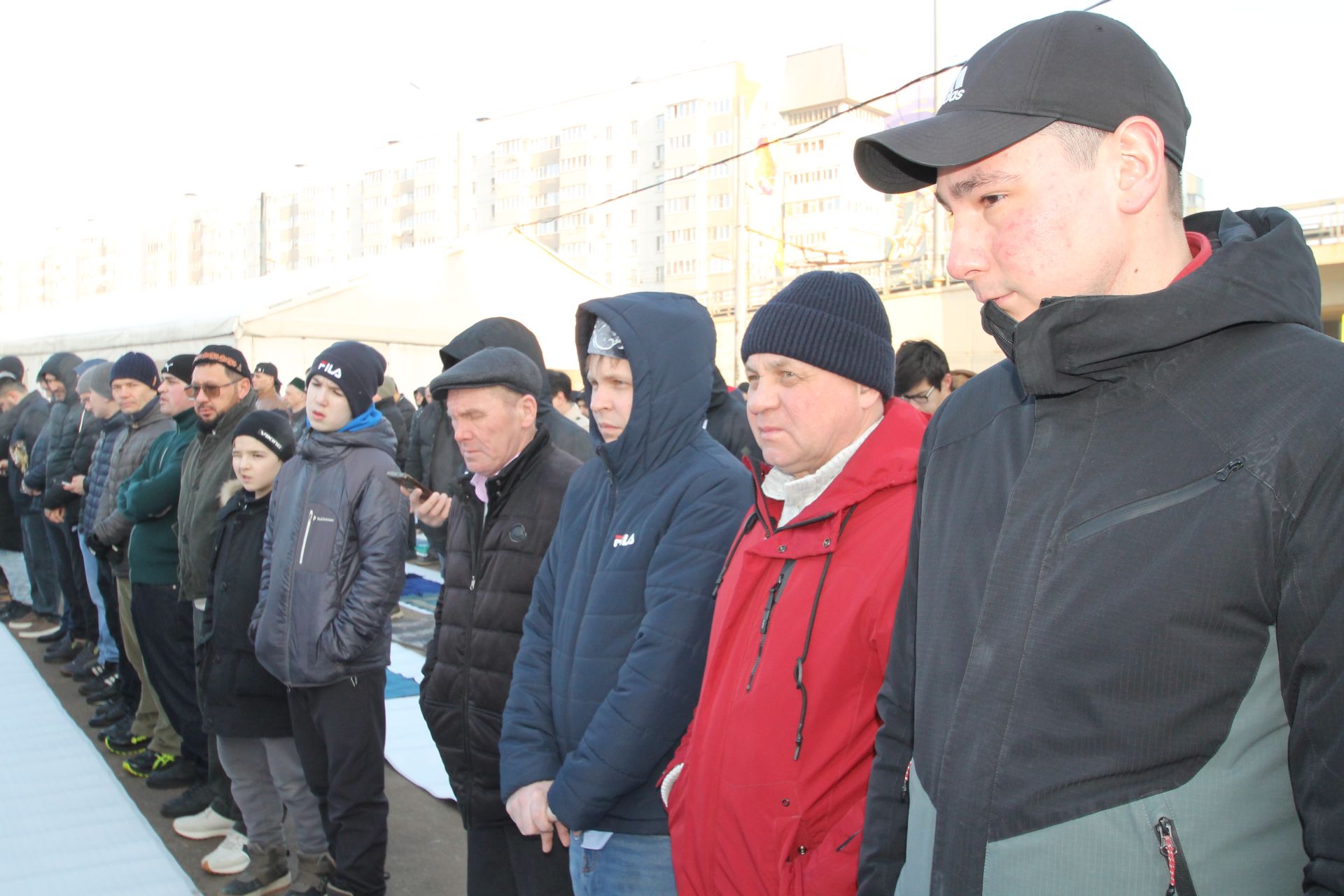 Казанның Яңа Савин районындагы «Казан нуры» мәчетендә Ураза гаете колачлы итеп үткәрелде