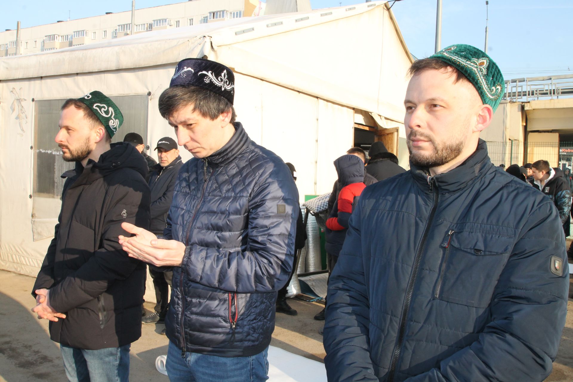 Казанның Яңа Савин районындагы «Казан нуры» мәчетендә Ураза гаете колачлы итеп үткәрелде