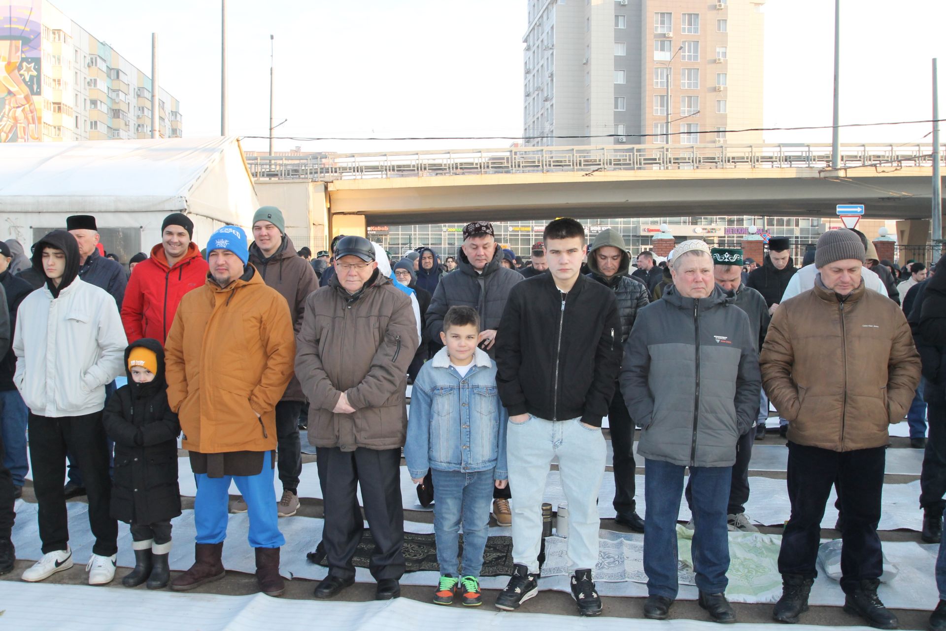 Казанның Яңа Савин районындагы «Казан нуры» мәчетендә Ураза гаете колачлы итеп үткәрелде