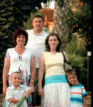 «Ике улым – батырым, кече кызым – матурым»: Рафаэль Сафинны якты хәтирәләр белән искә алалар