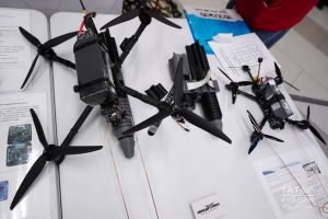 Яңа төр гаскәрләргә контракт буенча хезмәт итүчеләрне җыялар