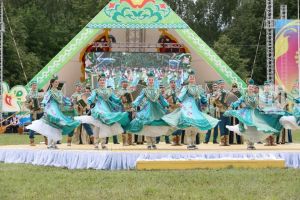 Гөлназ Сәфәрова: “Кеше тикшерергә теләгәннәр аны башка бәйрәмдә дә тикшерә”