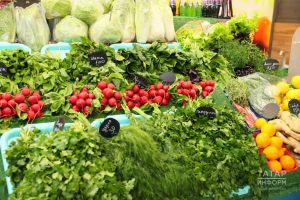 Тәрәзә төбендә петрушка үстерү СЕРЛӘРЕ