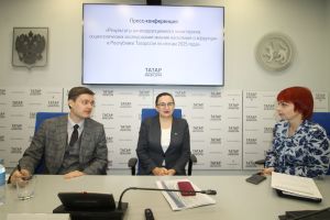 Чиновник беркайчан да бүләк алырга тиеш түгел