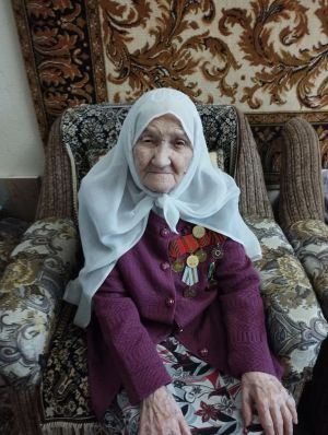 15 яшендә Сталинград өчен окоп казыган Гөлсем апага — 100 яшь!